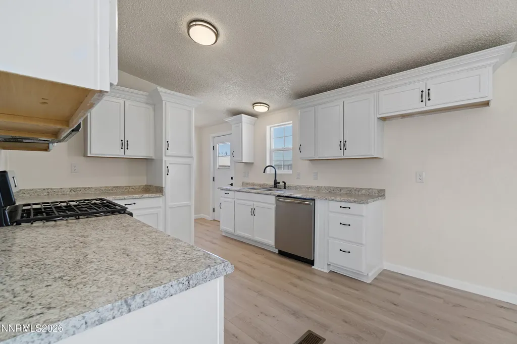 2905 Talapoosa Silver Springs NV 89429