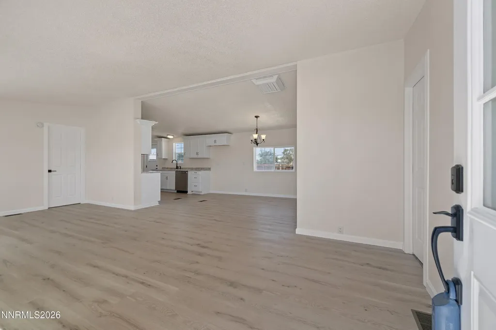 2905 Talapoosa Silver Springs NV 89429