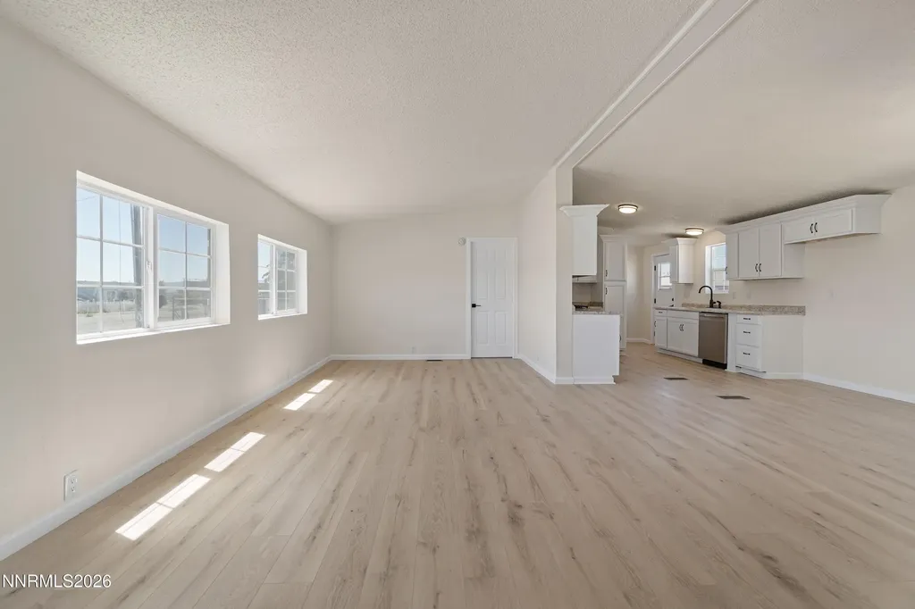 2905 Talapoosa Silver Springs NV 89429