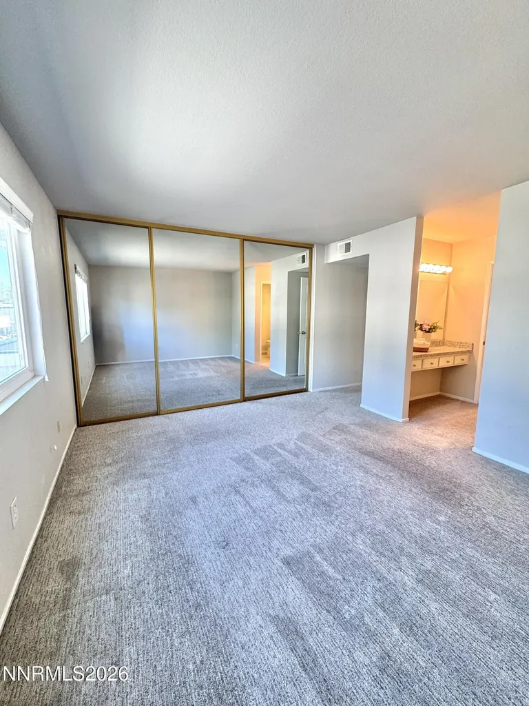 2604 Sunny Slope Sparks NV 89434