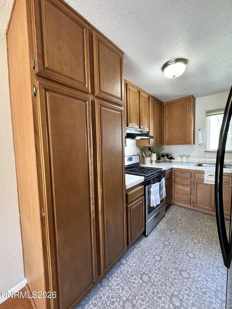 2604 Sunny Slope Sparks NV 89434