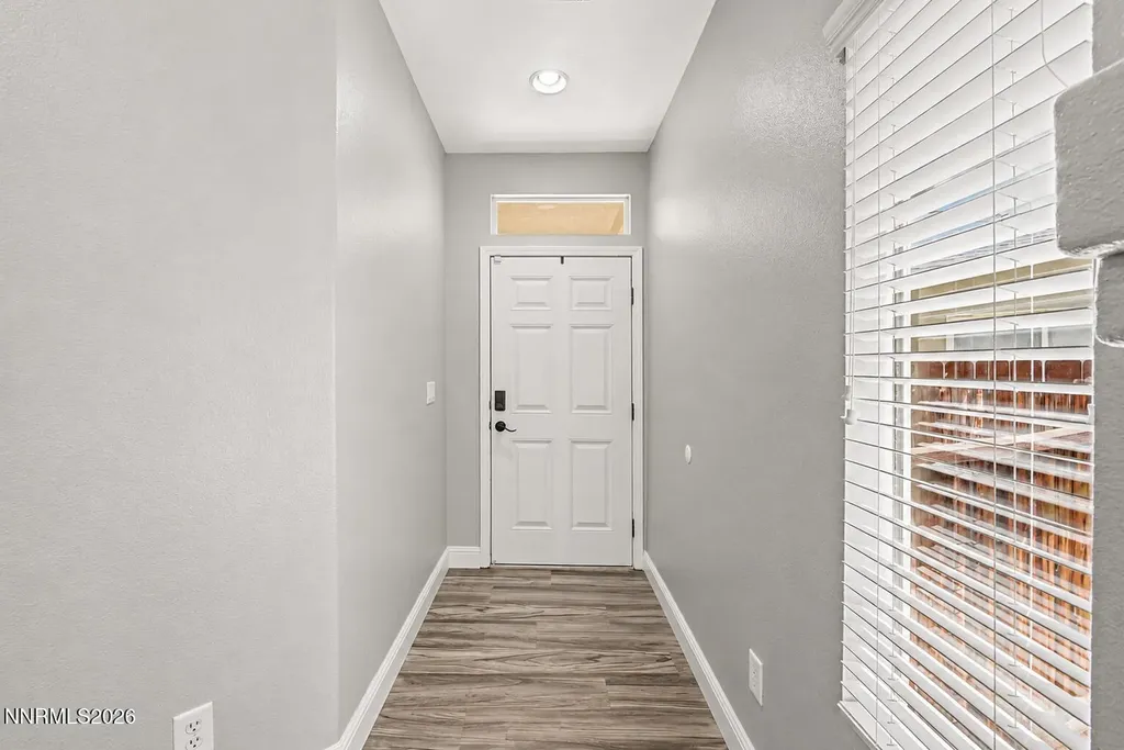 5326 Desert Peach Sparks NV 89436