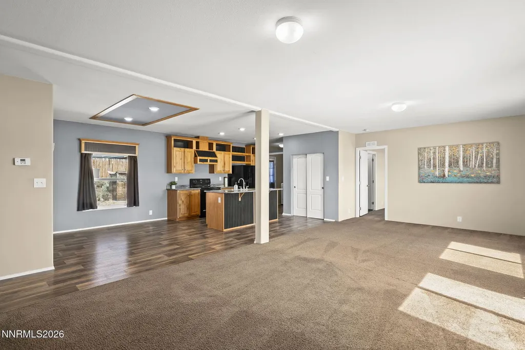 16 Sierra View Reno NV 89508