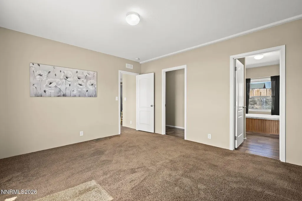 16 Sierra View Reno NV 89508