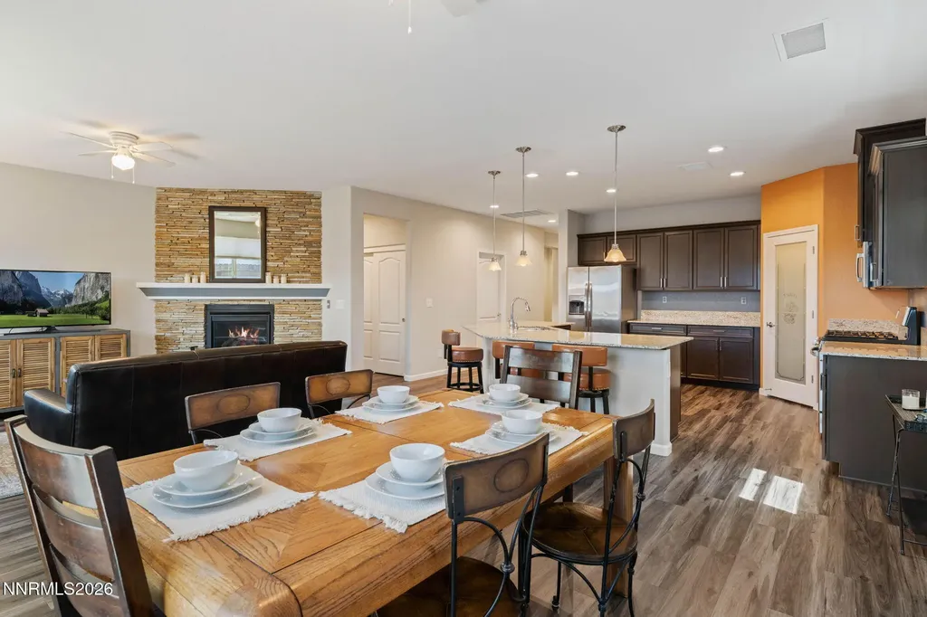 322 Granite Dayton NV 89403