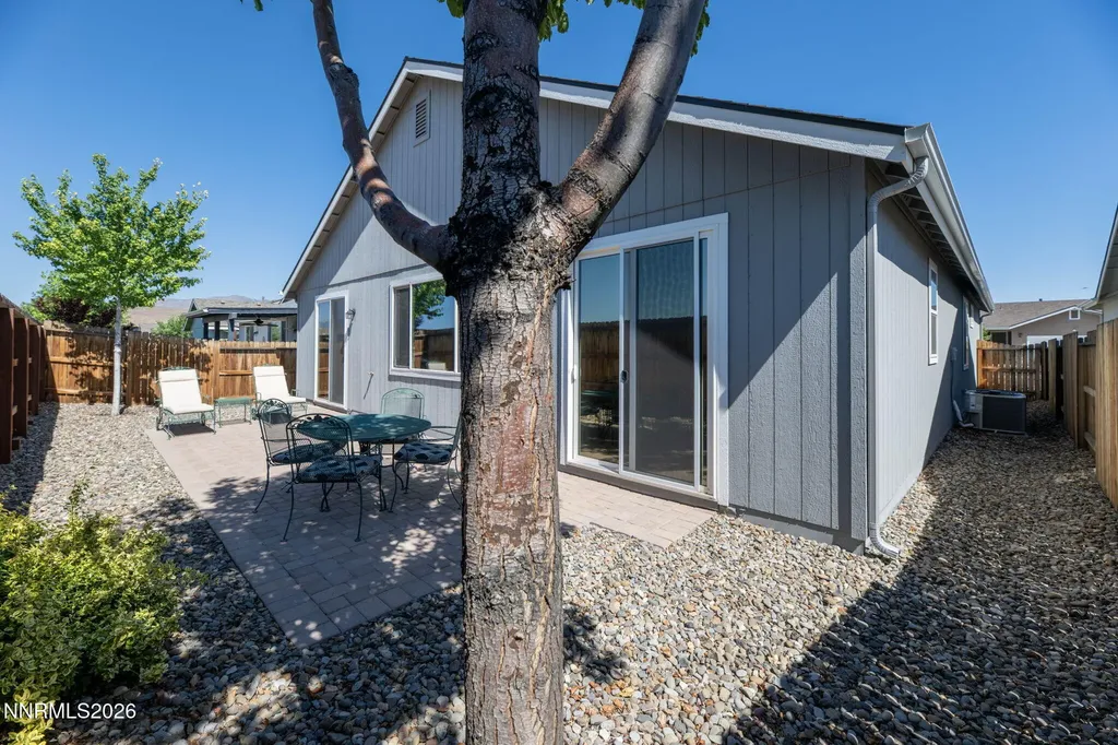 322 Granite Dayton NV 89403