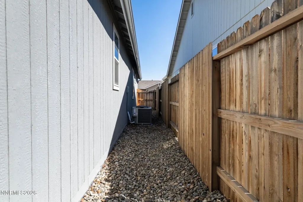 322 Granite Dayton NV 89403