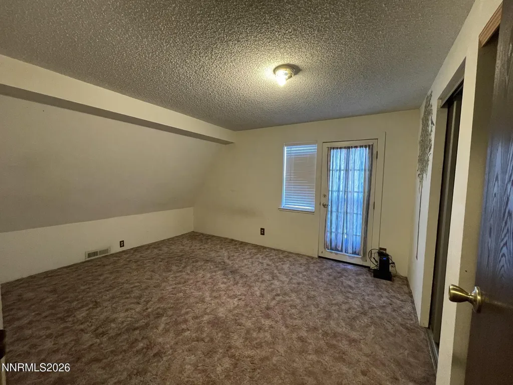 230 Mountain View Yerington NV 89447