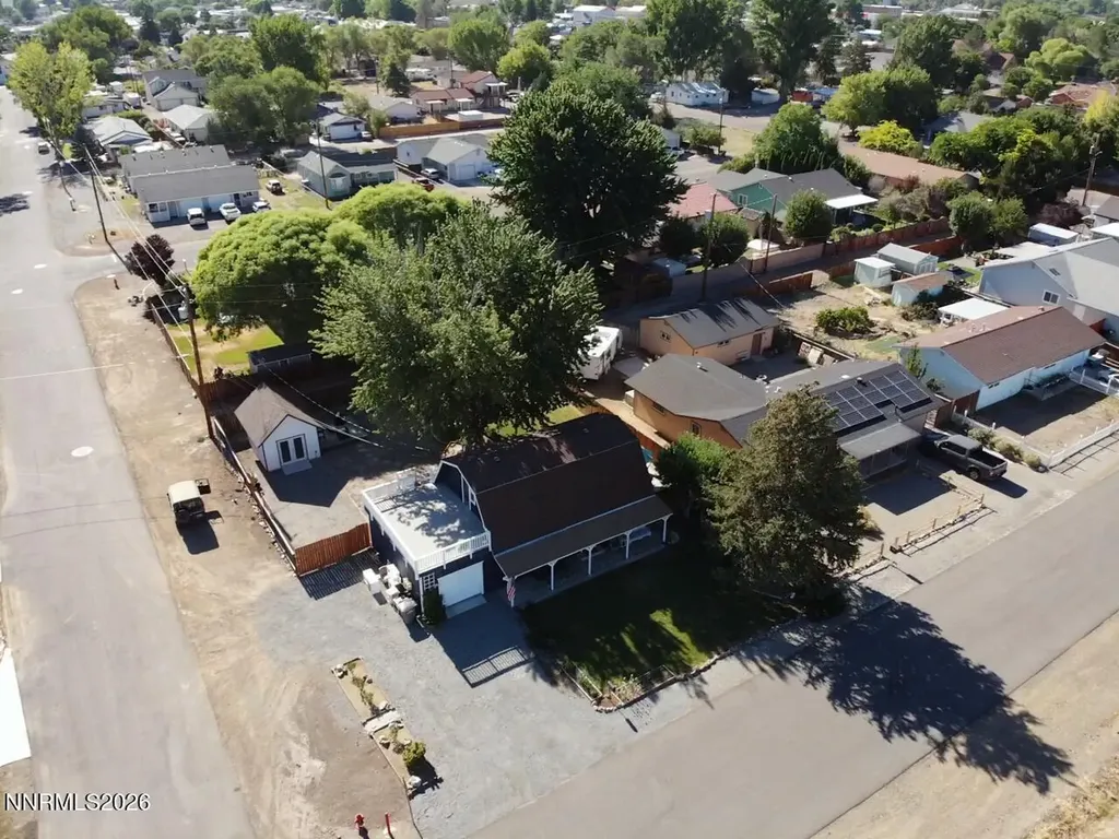 230 Mountain View Yerington NV 89447