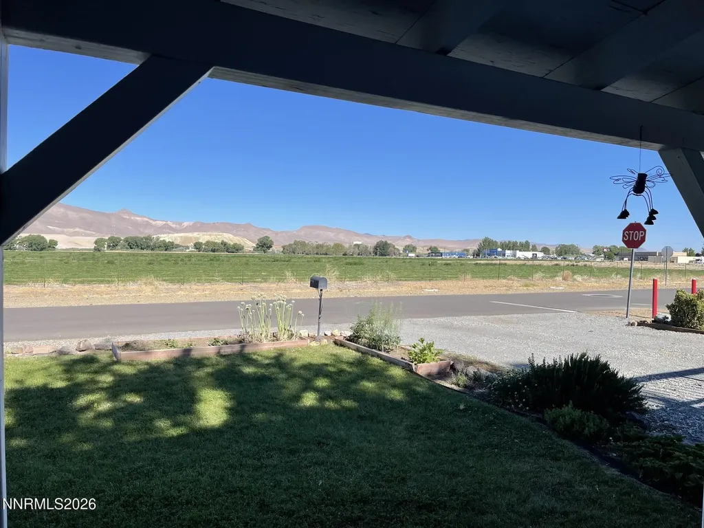 230 Mountain View Yerington NV 89447