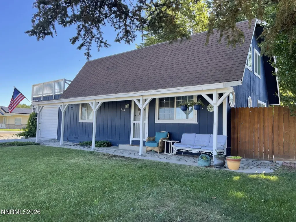 230 Mountain View Yerington NV 89447