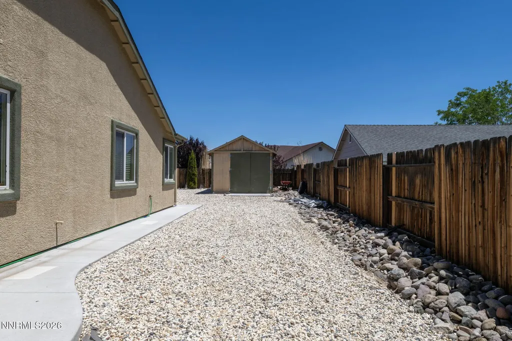 826 Welle Dayton NV 89403