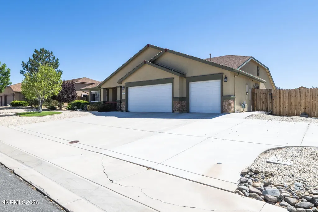 826 Welle Dayton NV 89403