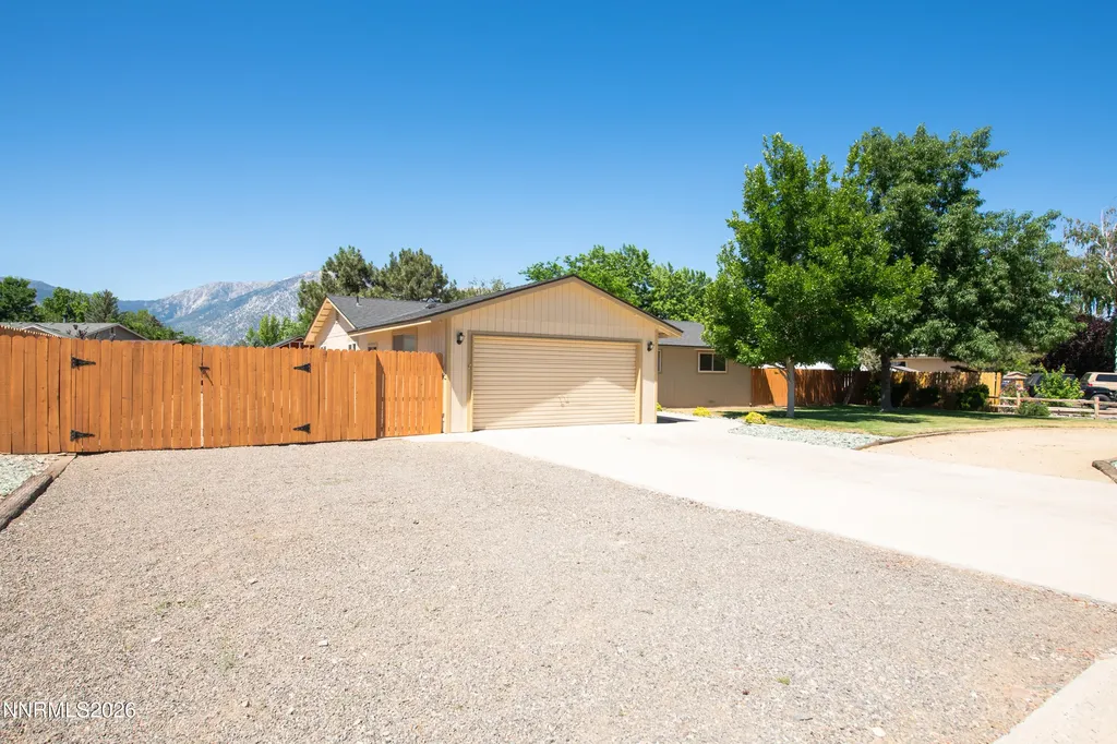 1249 Kingston Gardnerville NV 89460