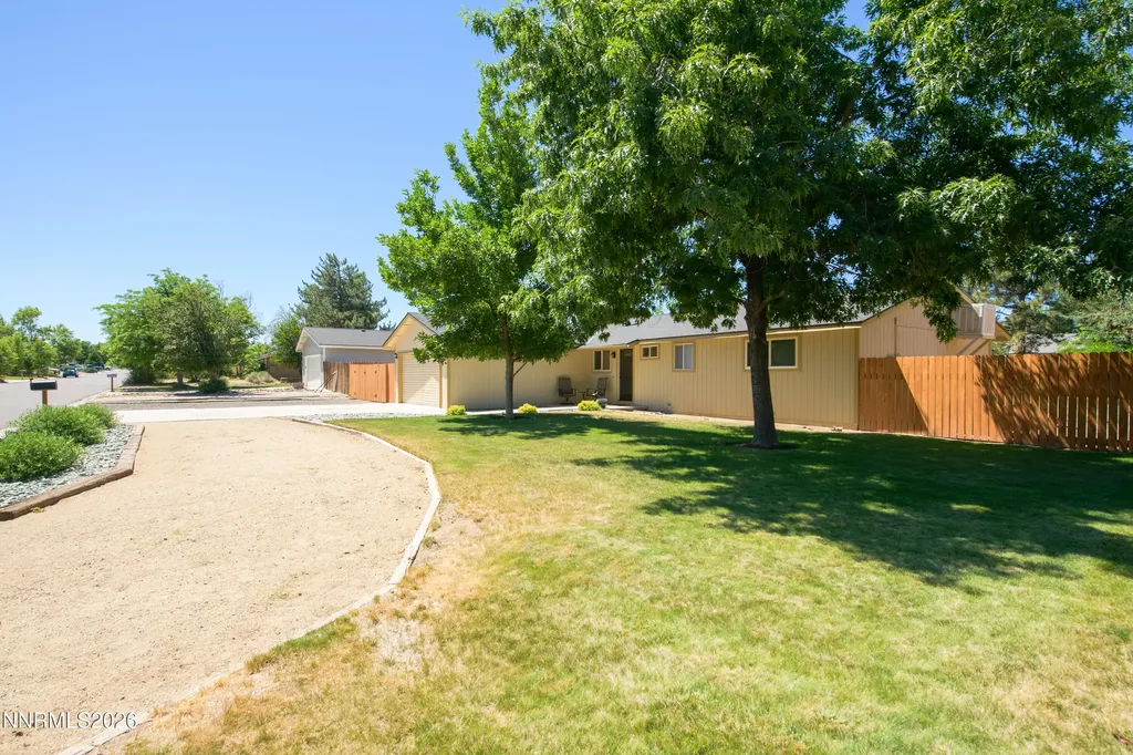 1249 Kingston Gardnerville NV 89460