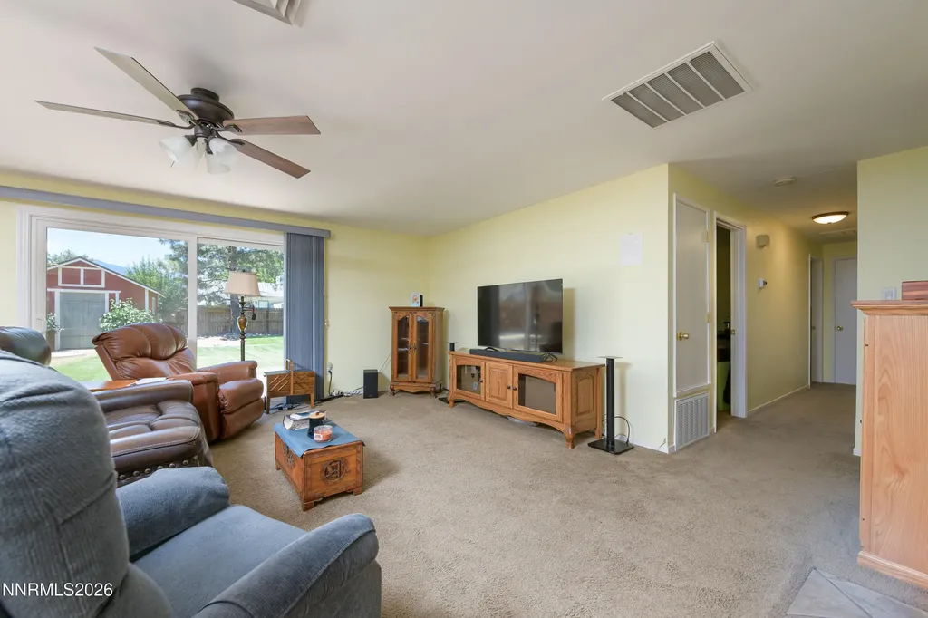 1249 Kingston Gardnerville NV 89460