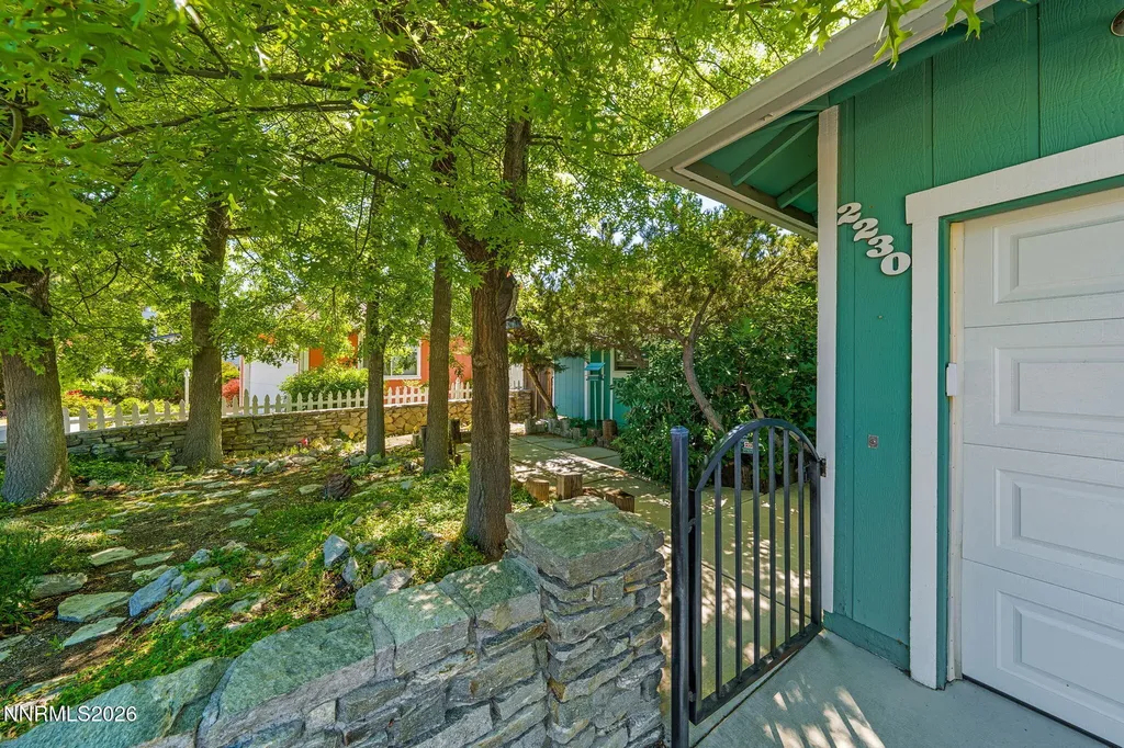 2230 King Edward Reno NV 89503