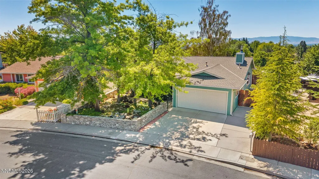 2230 King Edward Reno NV 89503