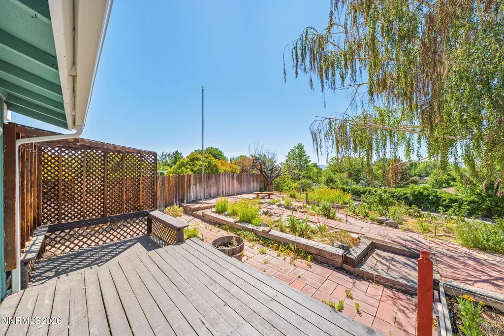 2230 King Edward Reno NV 89503
