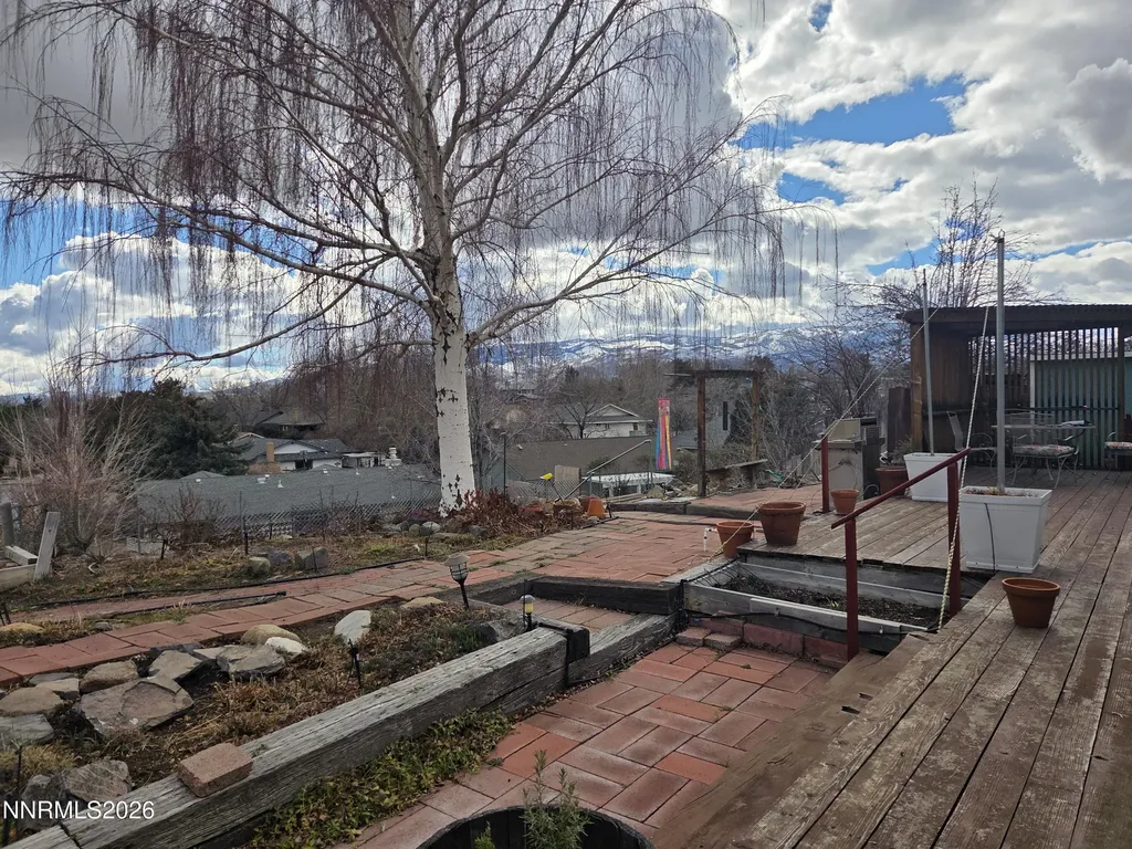 2230 King Edward Reno NV 89503
