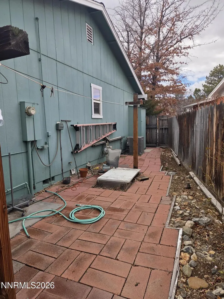 2230 King Edward Reno NV 89503