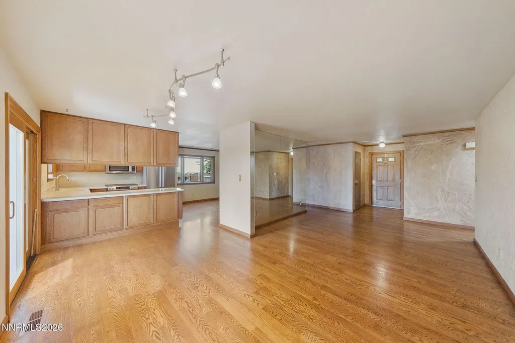 2230 King Edward Reno NV 89503