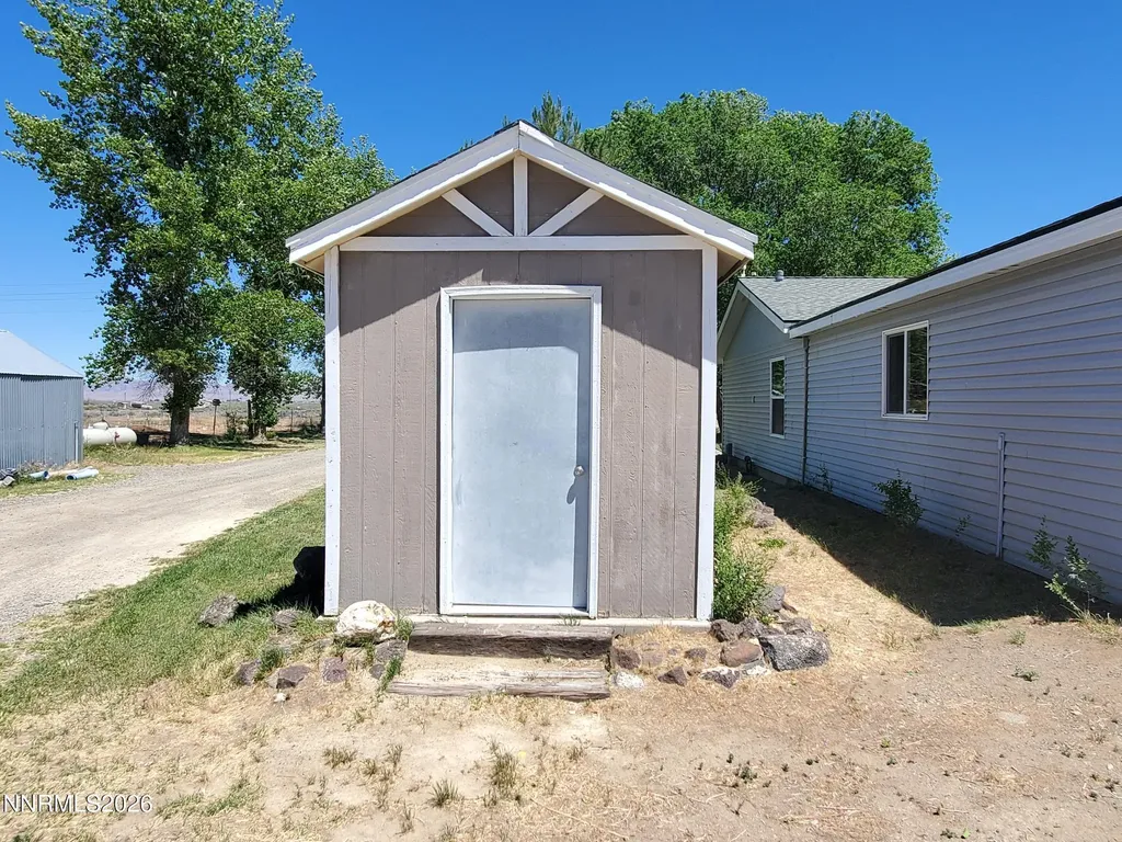 4855 Weatherby Winnemucca NV 89445