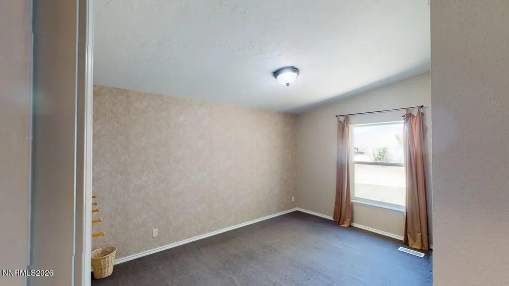 4855 Weatherby Winnemucca NV 89445