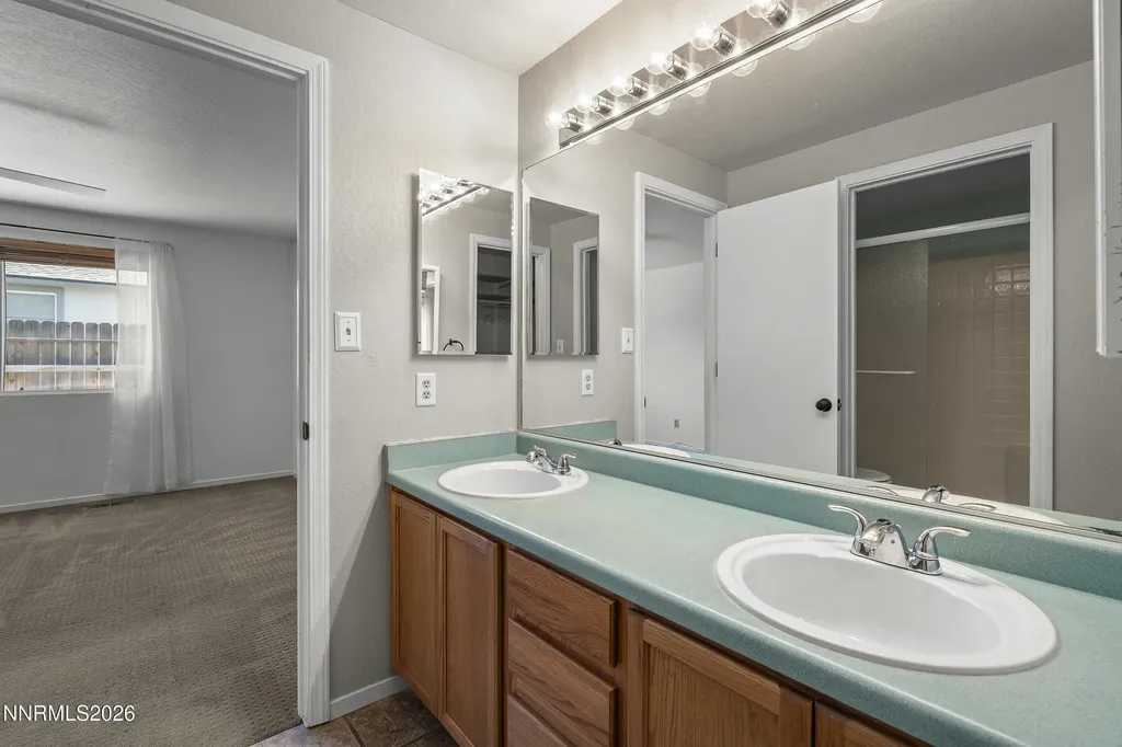1580 Mescalero Reno NV 89523