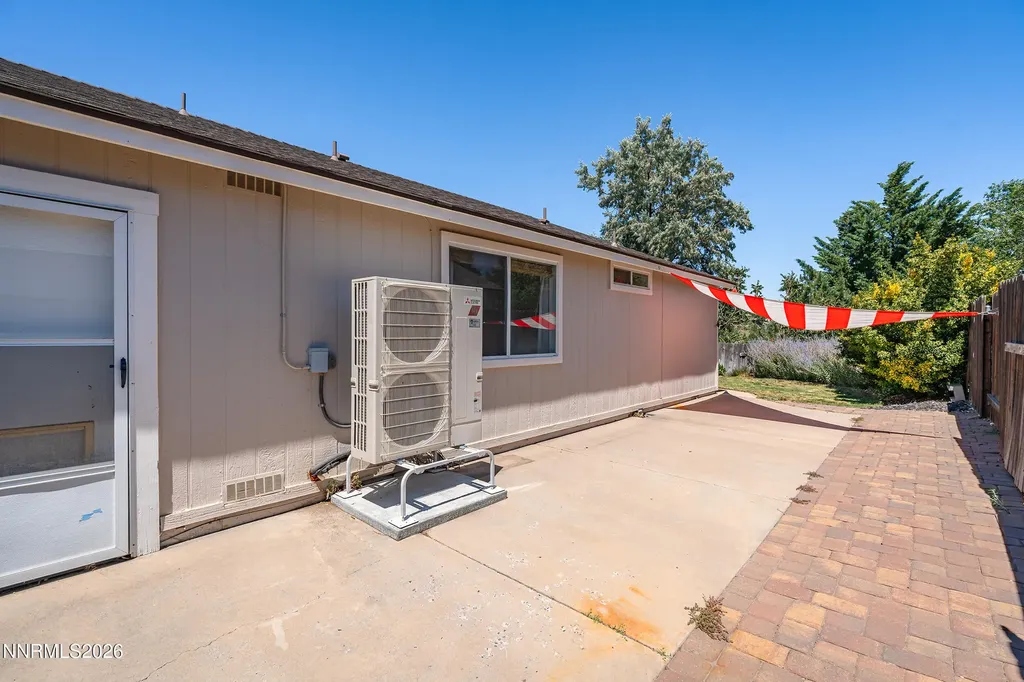 1580 Mescalero Reno NV 89523