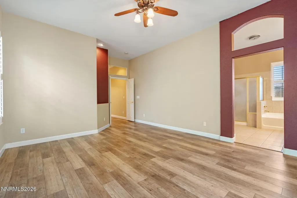 325 Hidden Oaks Dayton NV 89403