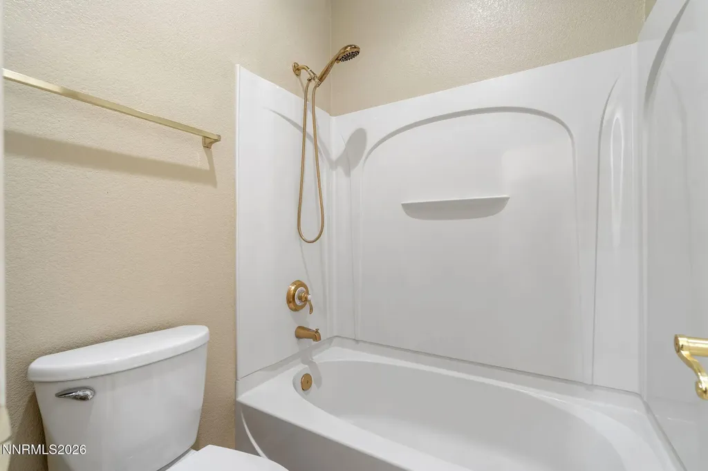 325 Hidden Oaks Dayton NV 89403