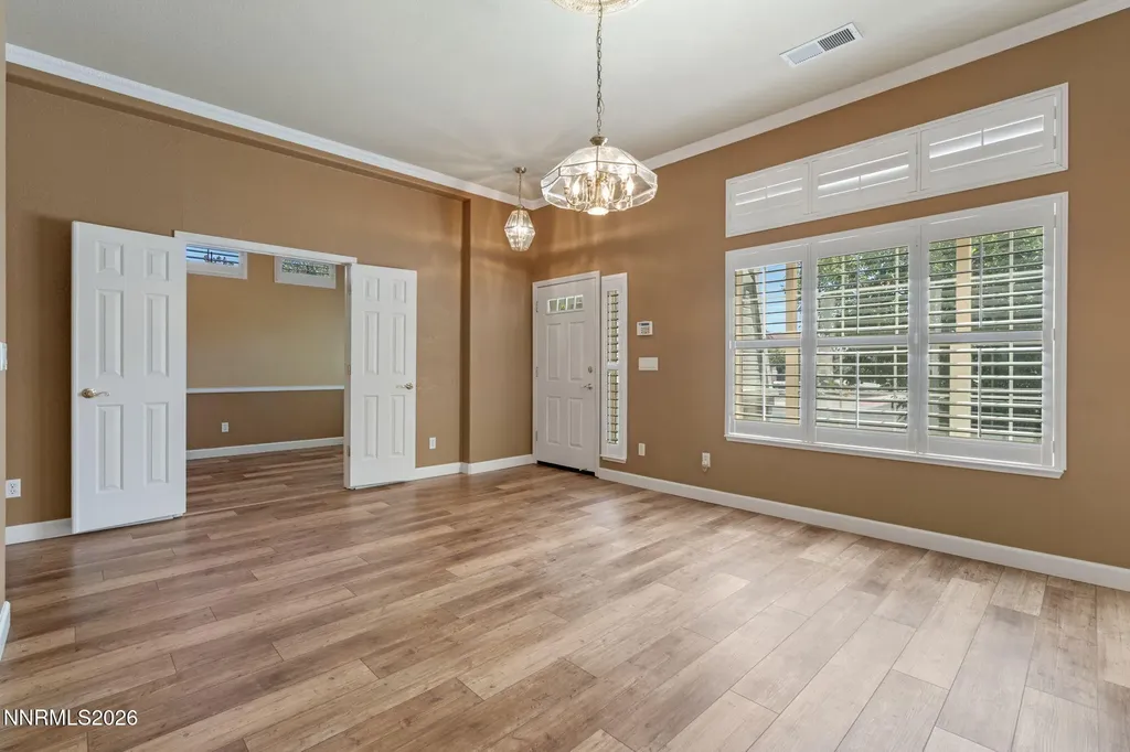 325 Hidden Oaks Dayton NV 89403