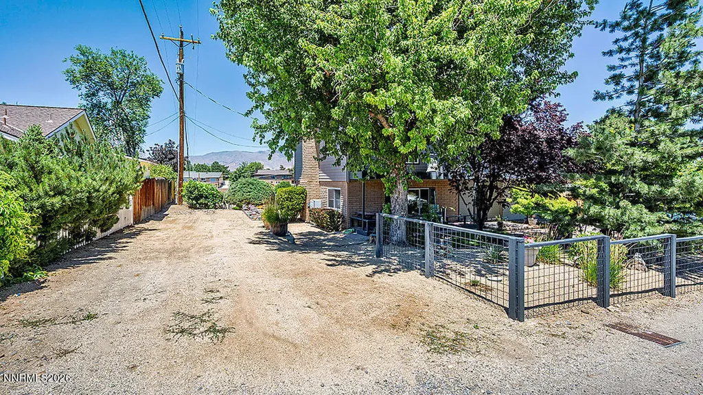 2681 Markridge Reno NV 89509