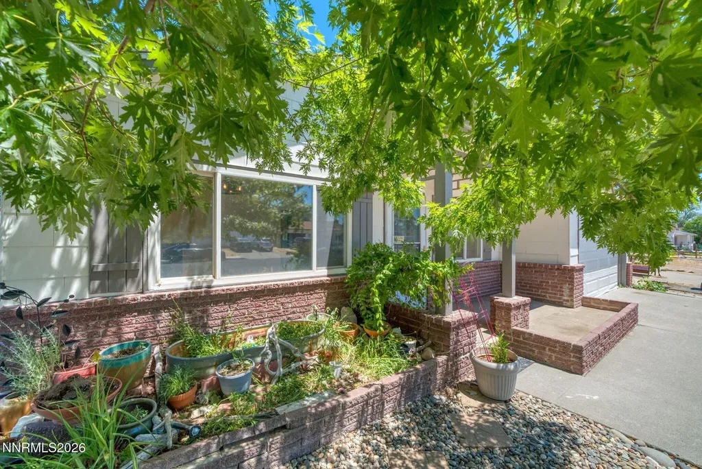 1155 Brentwood Reno NV 89502