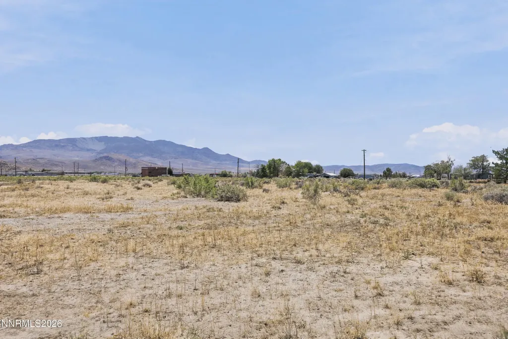 19 Wells Fargo Dayton NV 89403