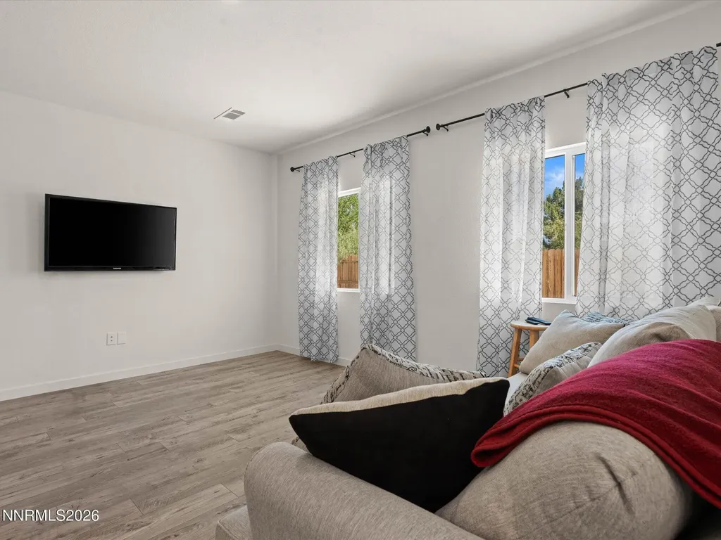 2635 Emerson Fernley NV 89408
