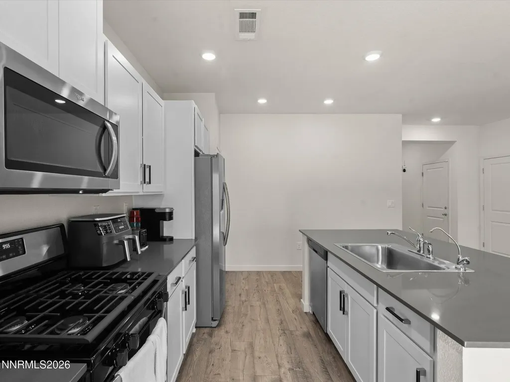 2635 Emerson Fernley NV 89408