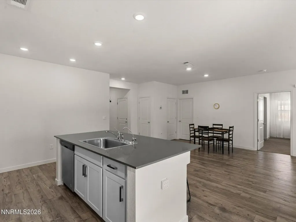 2635 Emerson Fernley NV 89408
