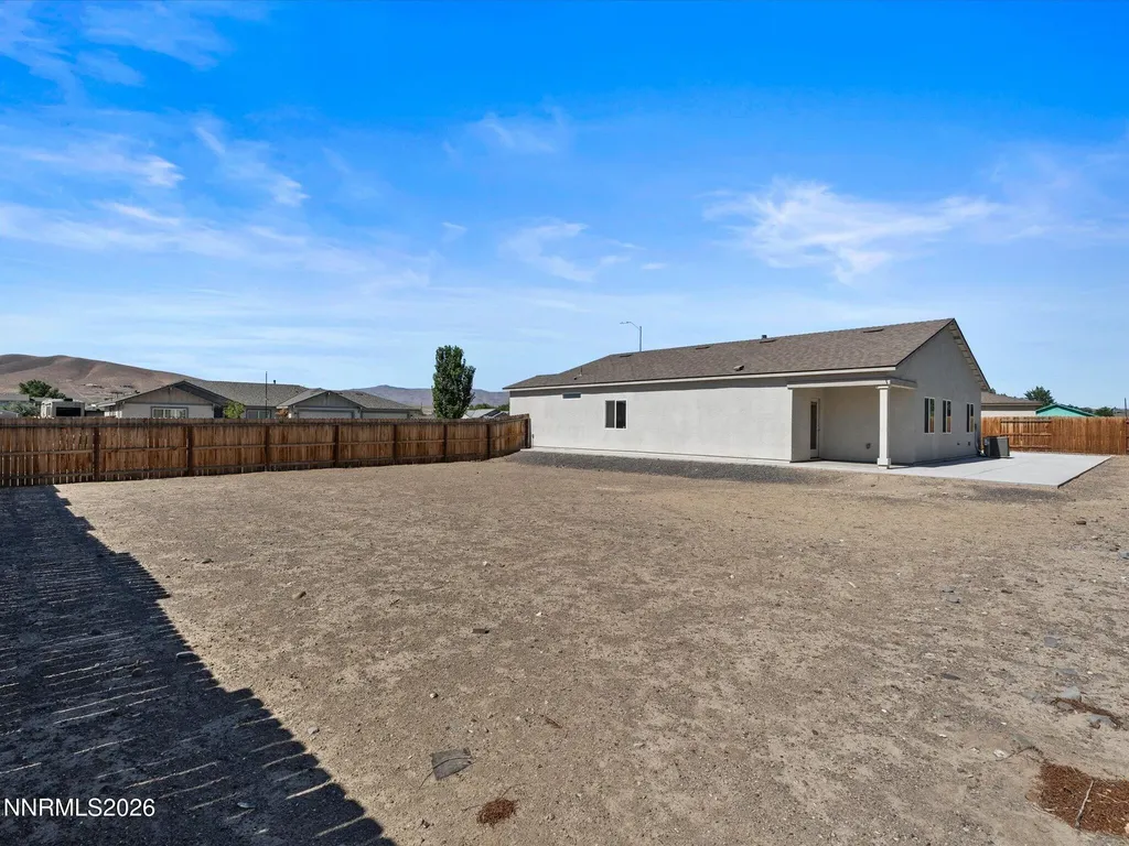2635 Emerson Fernley NV 89408