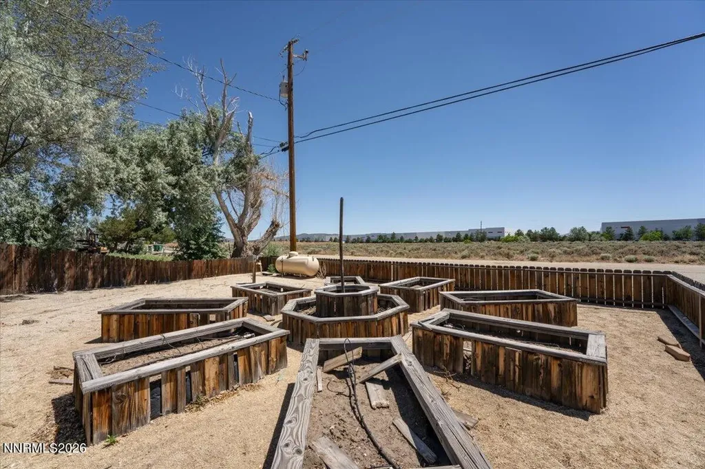10545 Osage Reno NV 89508