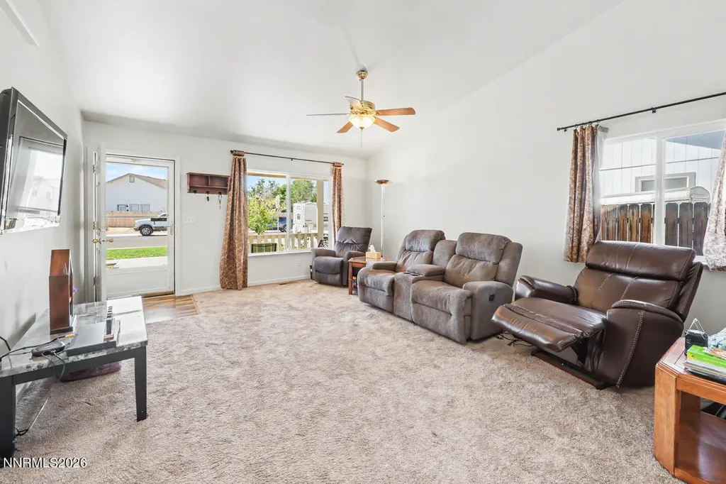 454 Colorado Fallon NV 89406