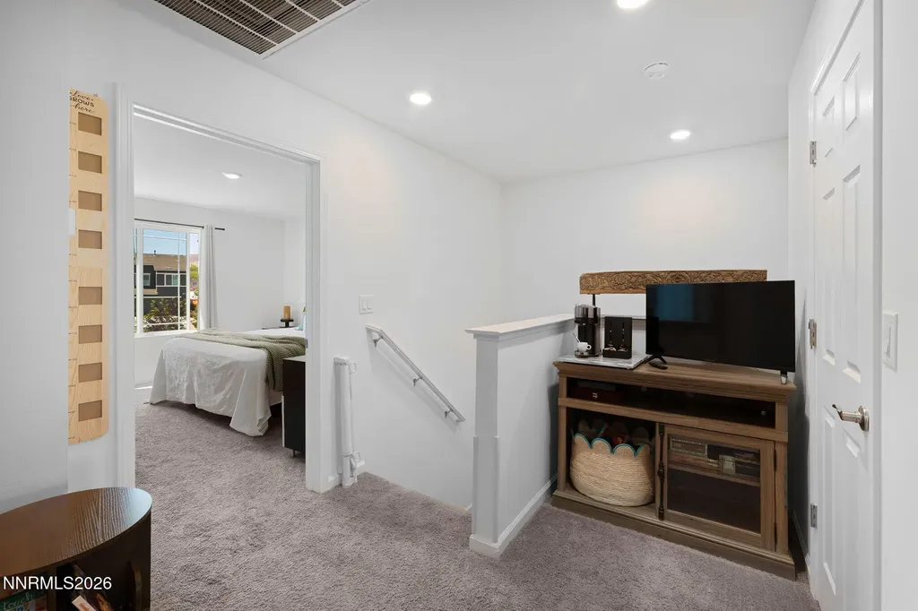 451 Autumn Breeze Reno NV 89511