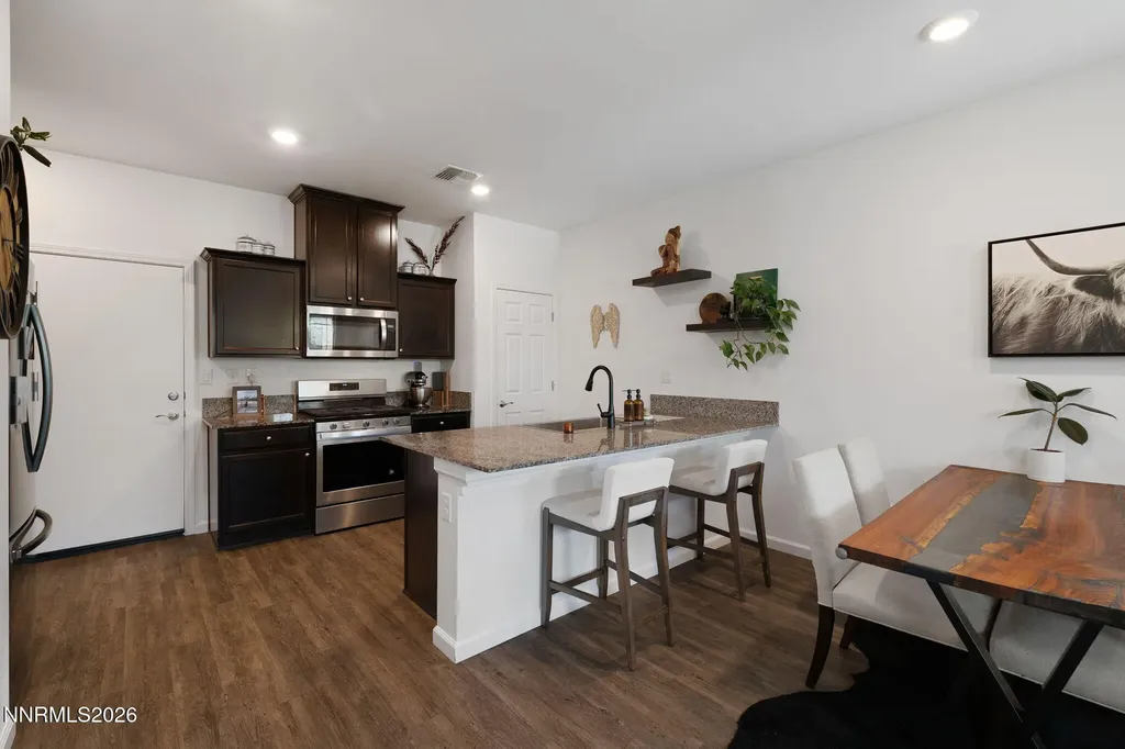 451 Autumn Breeze Reno NV 89511