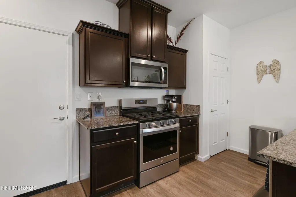 451 Autumn Breeze Reno NV 89511