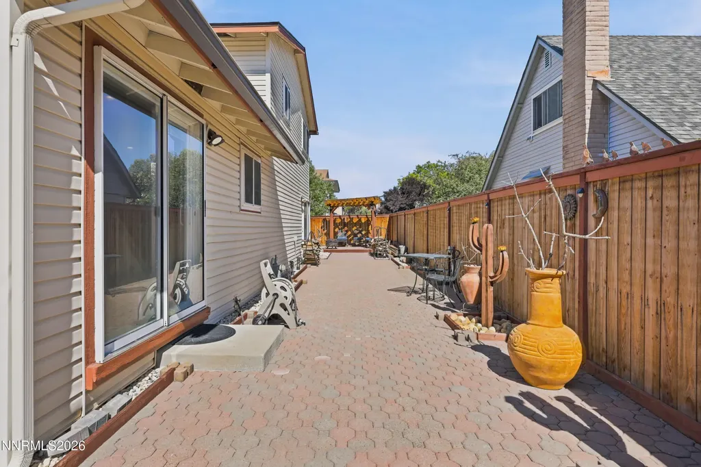 810 Autumn Hills Reno NV 89511
