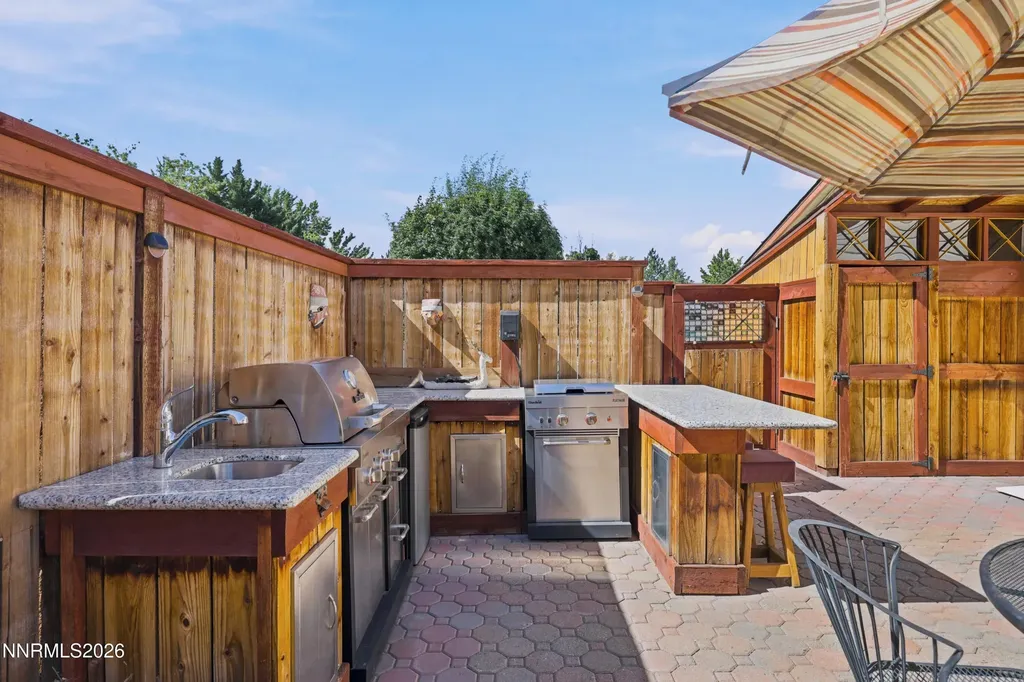 810 Autumn Hills Reno NV 89511