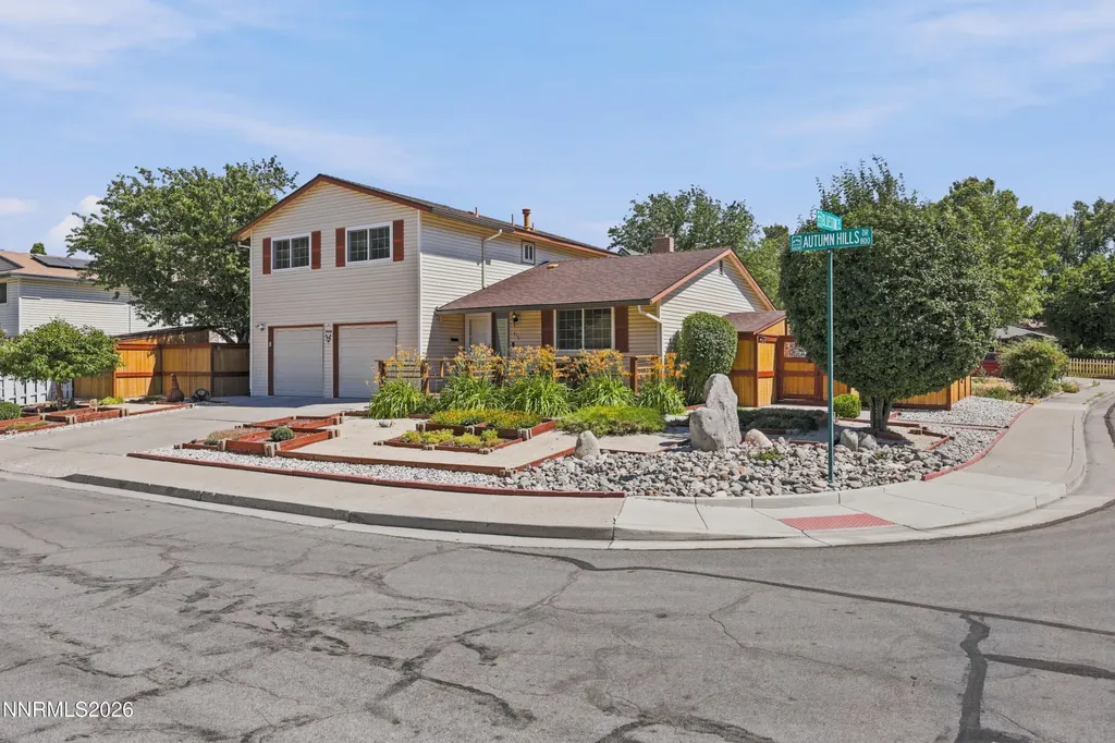 810 Autumn Hills Reno NV 89511