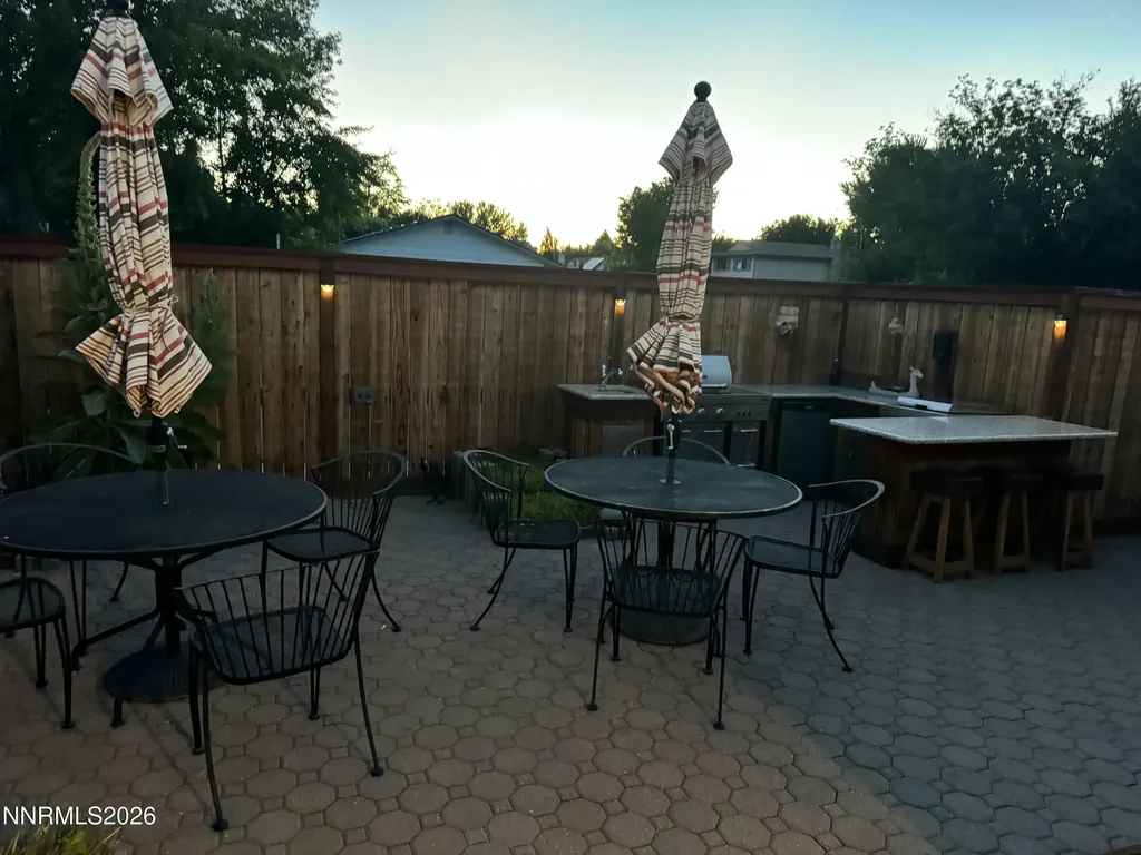 810 Autumn Hills Reno NV 89511