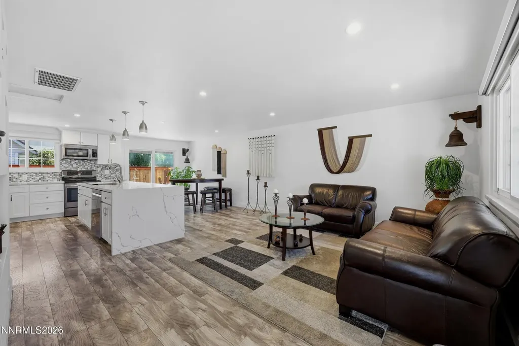 810 Autumn Hills Reno NV 89511